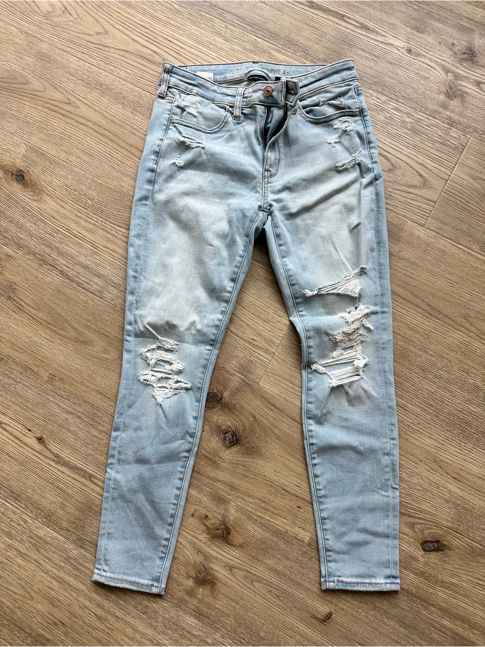 American Eagle Outfitters Light Blue Ripped Skinny Jeans